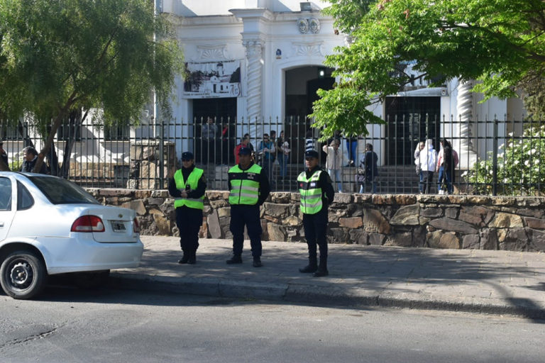 Elecciones en Salta | Cerca de 8 mil policías destinados a la seguridad y control de la veda