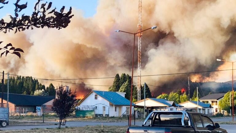 Comunidades aisladas, heridos y evacuados  | Graves incendios en la Patagonia