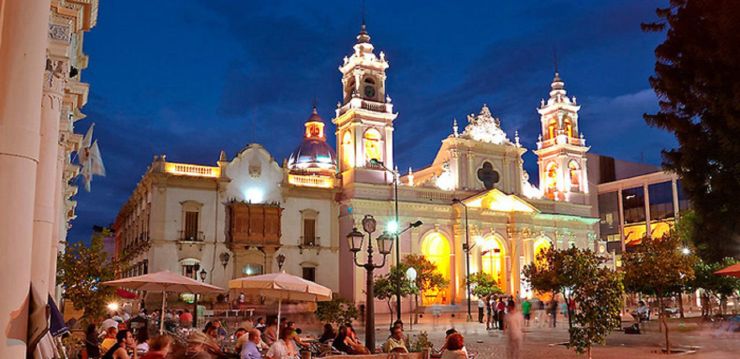 Salta, entre los destinos más elegidos en Semana Santa | Se espera unos 2,5 millones de turistas en todo el país