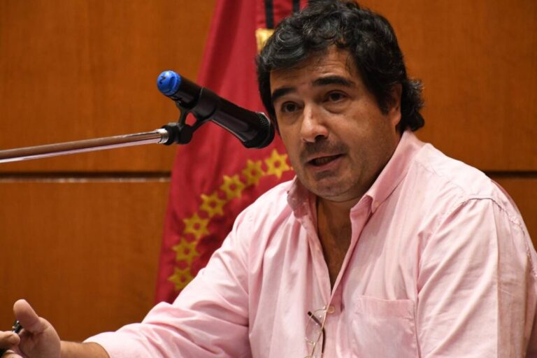 Contra la «dependencia del ombligo del Obelisco» | Ministro salteño defendió el Pacto de Güemes